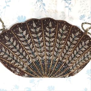 Early Second-hand Taiwanese Handmade Lady Bead Bag